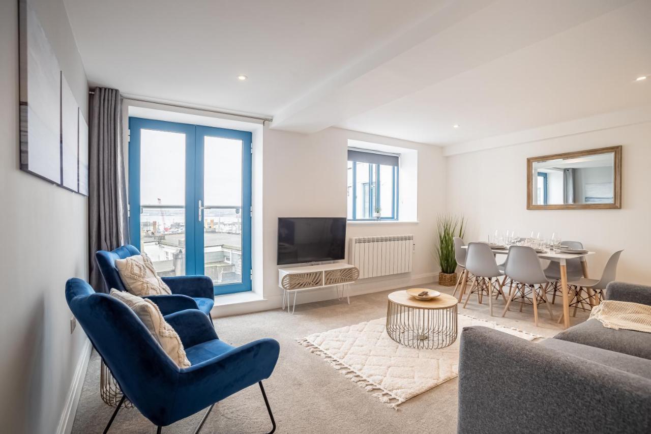 Elegant Fresh Spacious Two Bed Apartment - Juliet Balcony - Sea, Marina, Harbour Views, English Riviera Clock Tower Торки Экстерьер фото