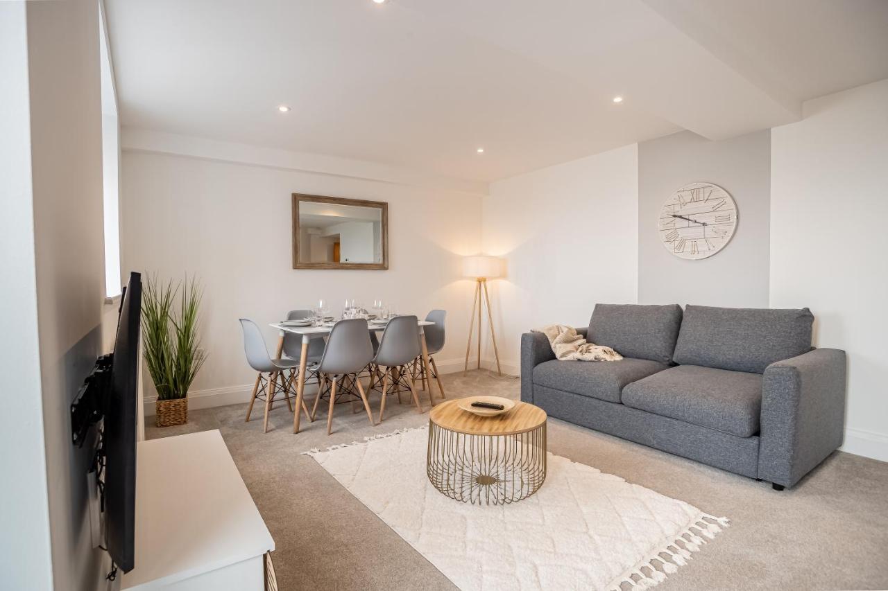 Elegant Fresh Spacious Two Bed Apartment - Juliet Balcony - Sea, Marina, Harbour Views, English Riviera Clock Tower Торки Экстерьер фото